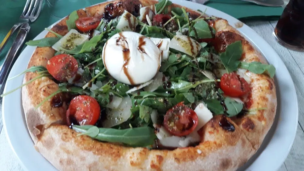 Pizza Burrata